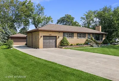 10820 Crestview Road Countryside IL 60525