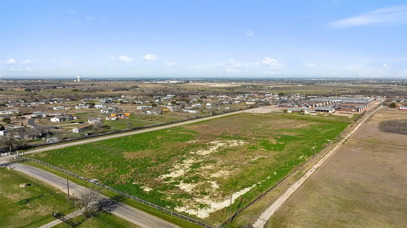 TBD County Road 105 Spur