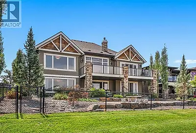 42 Waters Edge Drive Heritage Pointe AB T1S4K3
