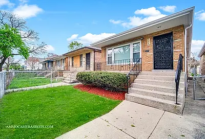 7015 S Honore Street Chicago IL 60636