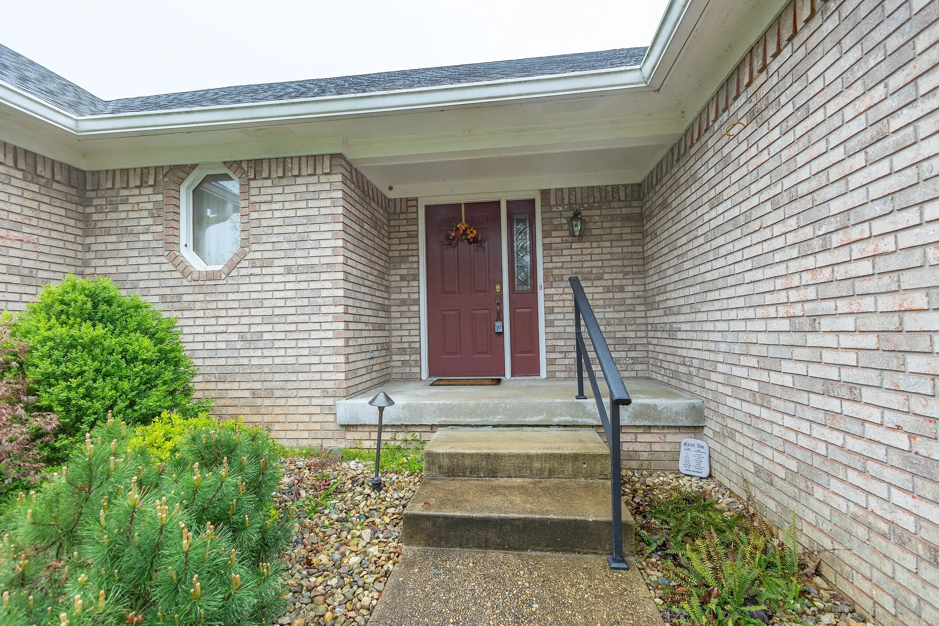 183 Innisbrooke Trail