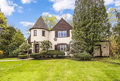 44 Graham Road Scarsdale NY 10583