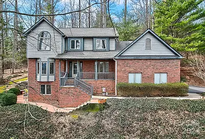 25 Weston Heights Drive Asheville NC 28803
