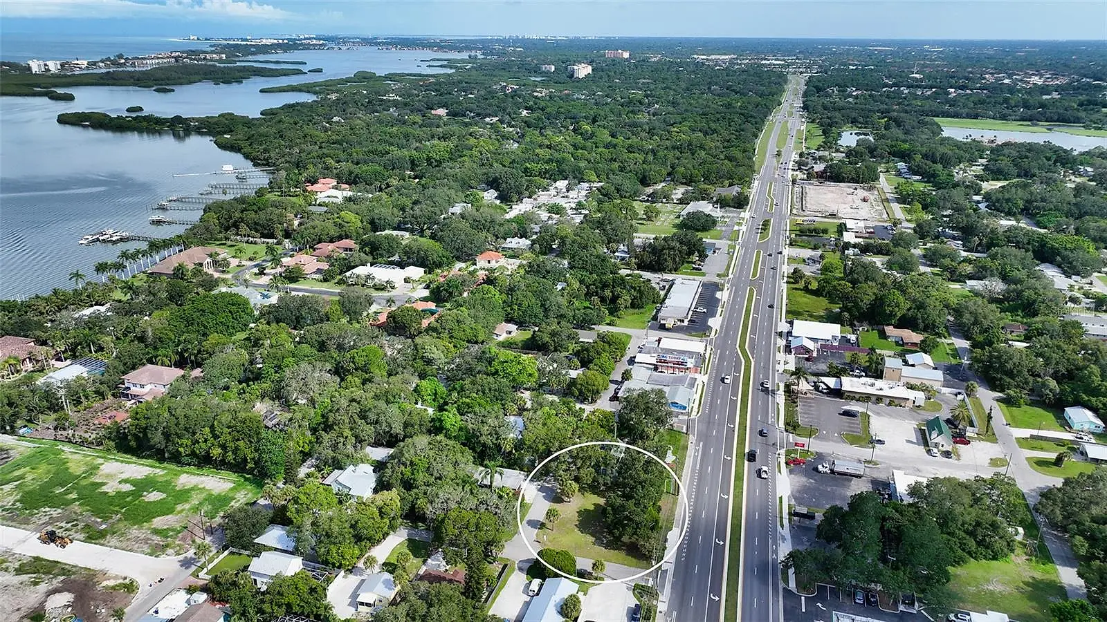 51 N Tamiami Trail