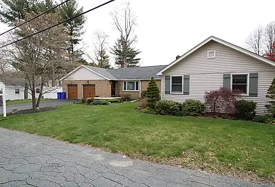 34 Dale Rd Holbrook MA 02343