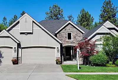 61375 Huckleberry Place Bend OR 97702