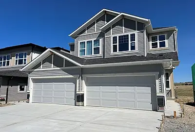 228 Heritage Heights Cochrane AB T4C3A7