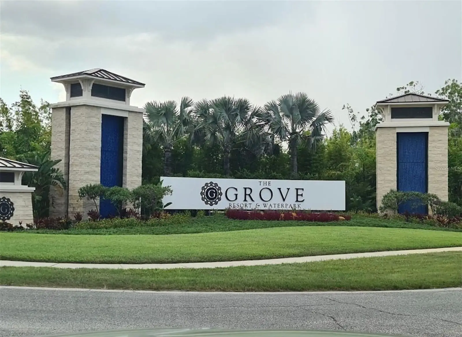 14501 Grove Resort Avenue
