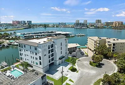 211 Dolphin Point Clearwater FL 33767