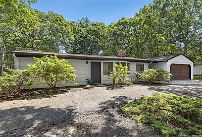 13 Glenmore Drive East Quogue NY 11942