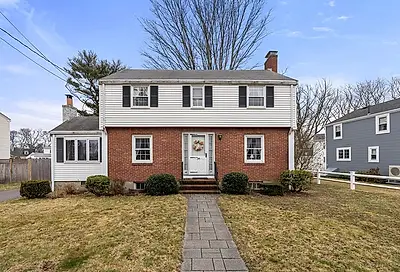 29 Dickens St Quincy MA 02170