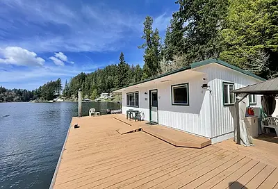 4115 S Tenmile Lakeside OR 97449