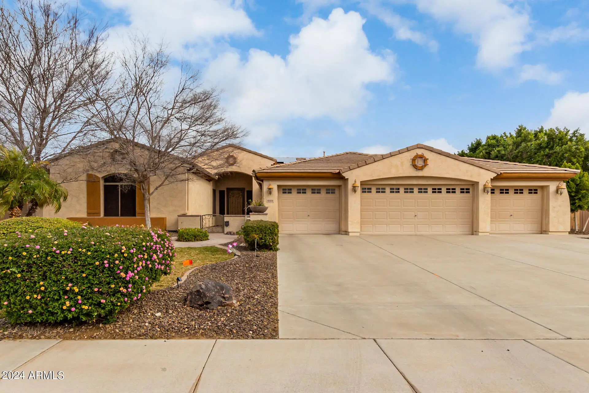 5323 N Sierra Hermosa Court