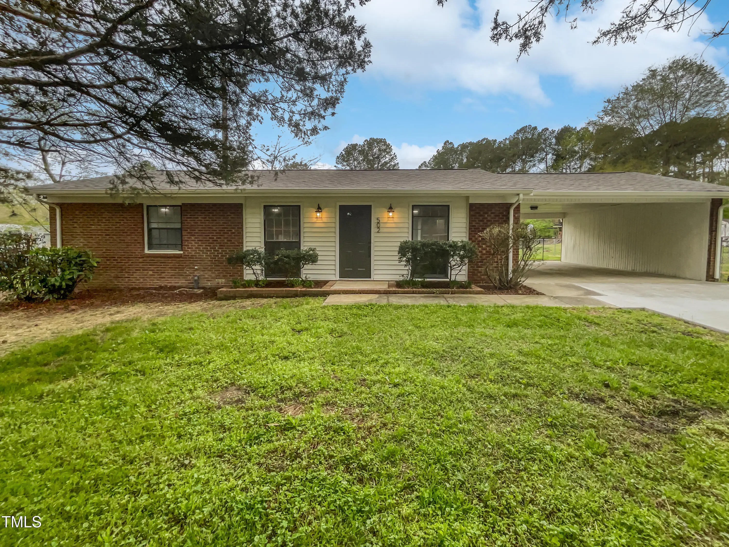 502 Queen Guenevere Trail