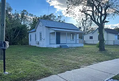 708 NW 3rd Street Mulberry FL 33860