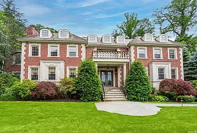 88 Walter Lane Manhasset NY 11030