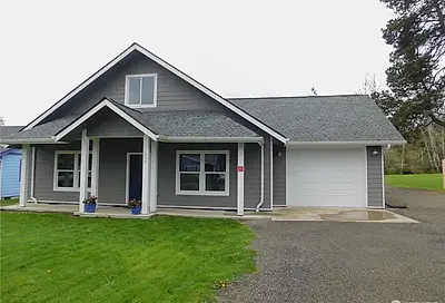 629 N 11th Street Elma WA 98541