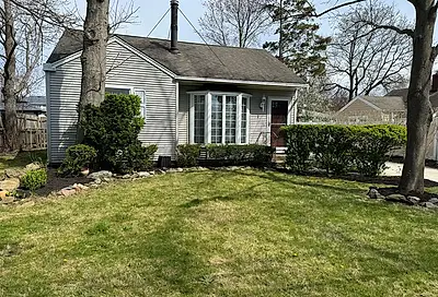 15 Carl Place Patchogue NY 11772