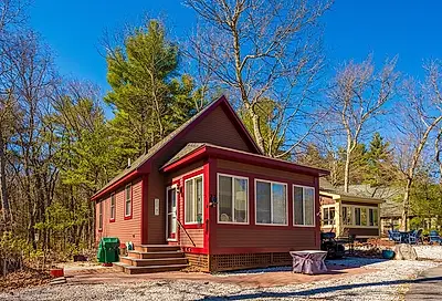 22 Whispering Pines Rd Westford MA 01886