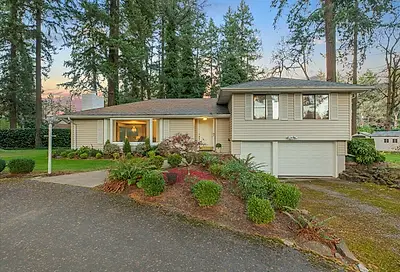 807 SE River Forest Ct Milwaukie OR 97267