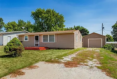 813 Gholson Street Knoxville IA 50138