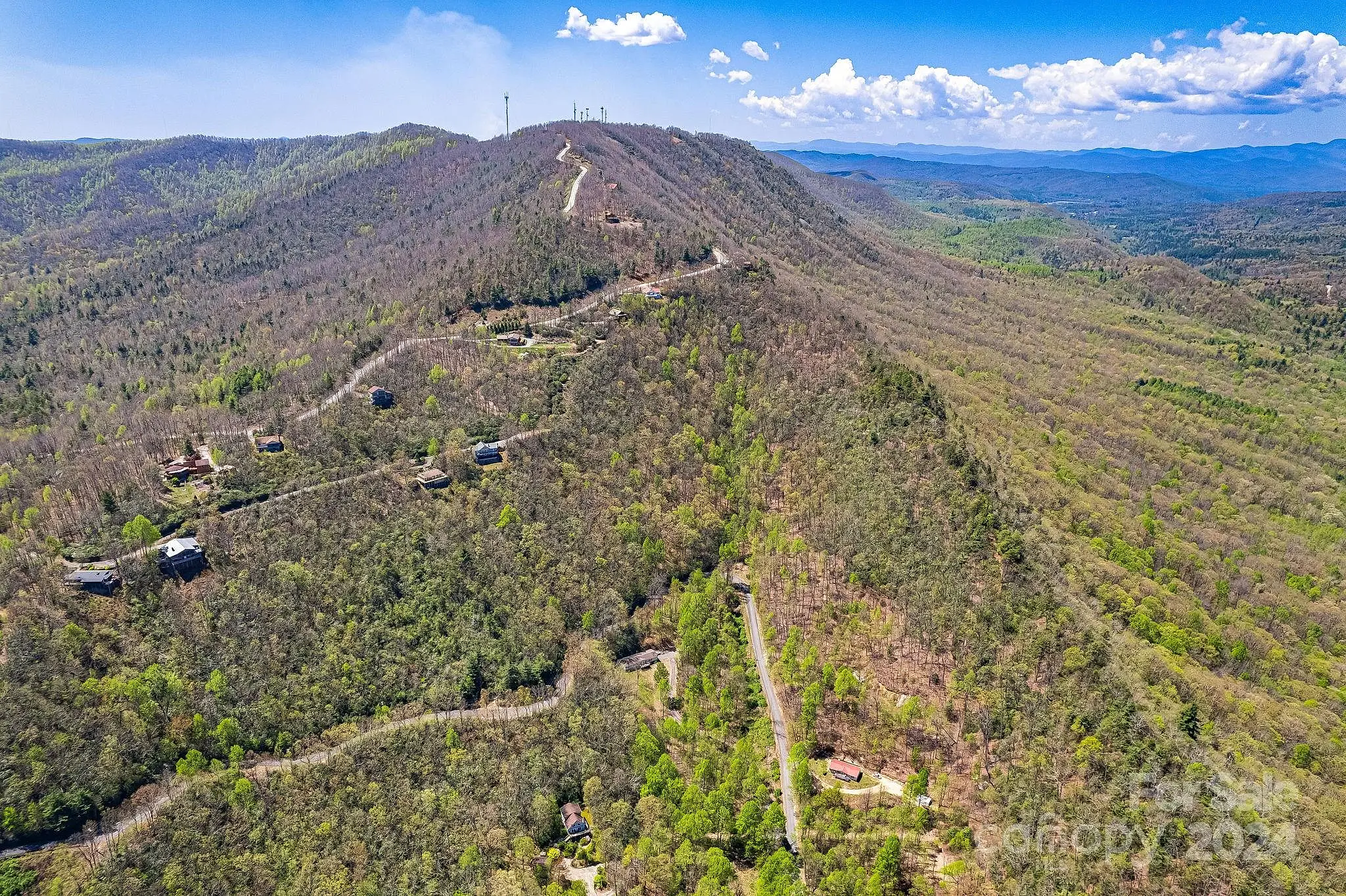 000 Pinnacle Mountain Road