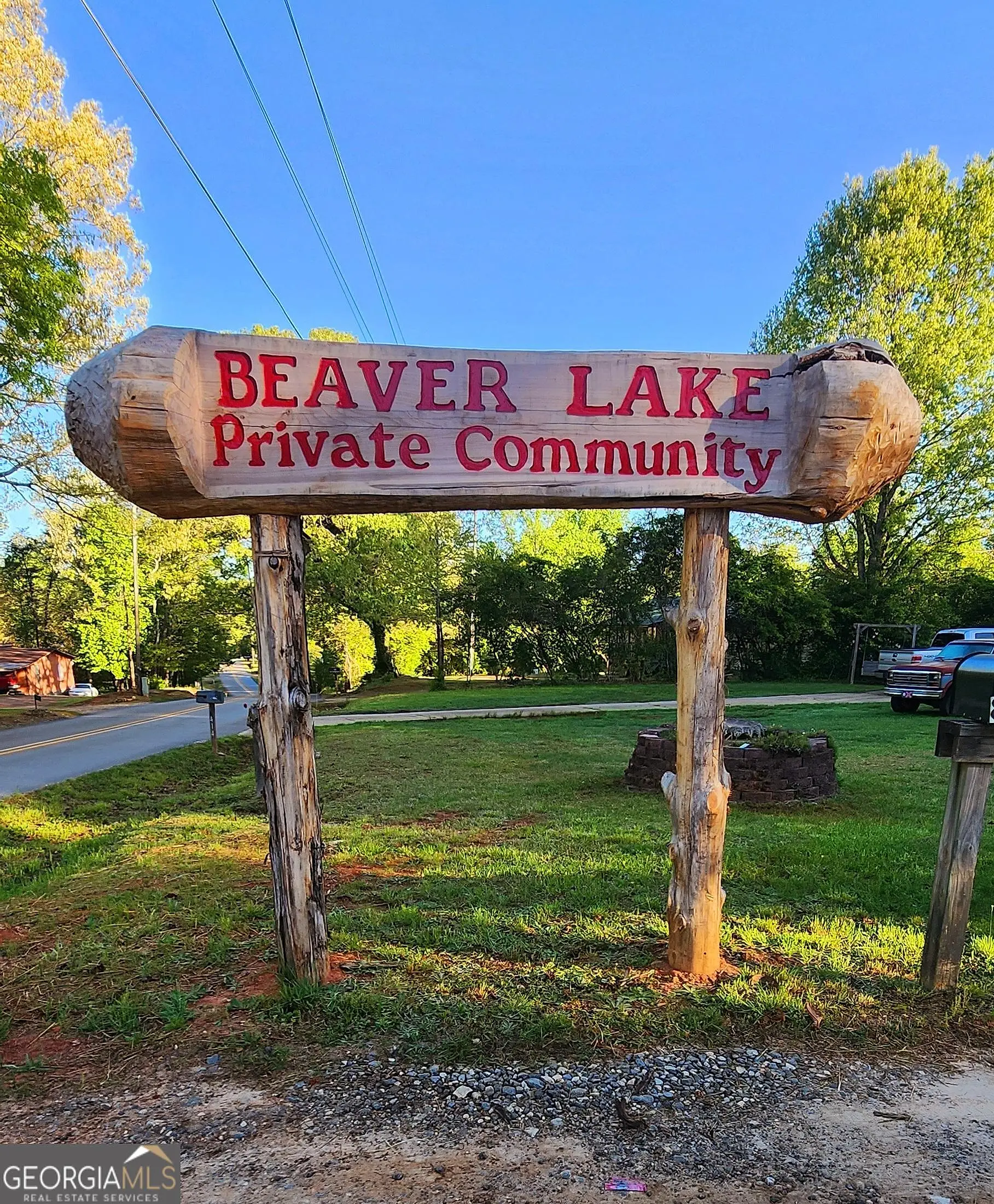 640 Beaver Lake Dr