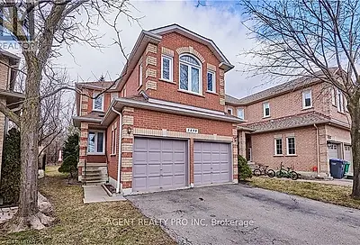 5498 RED BRUSH DR Mississauga ON L4Z4A7