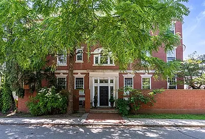 40 Hawes St Brookline MA 02446