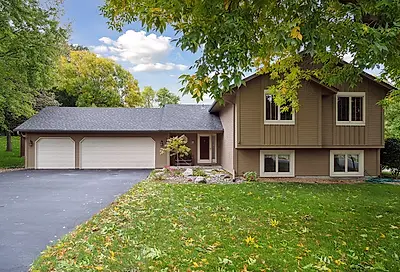 7061 Derby Drive Chanhassen MN 55317