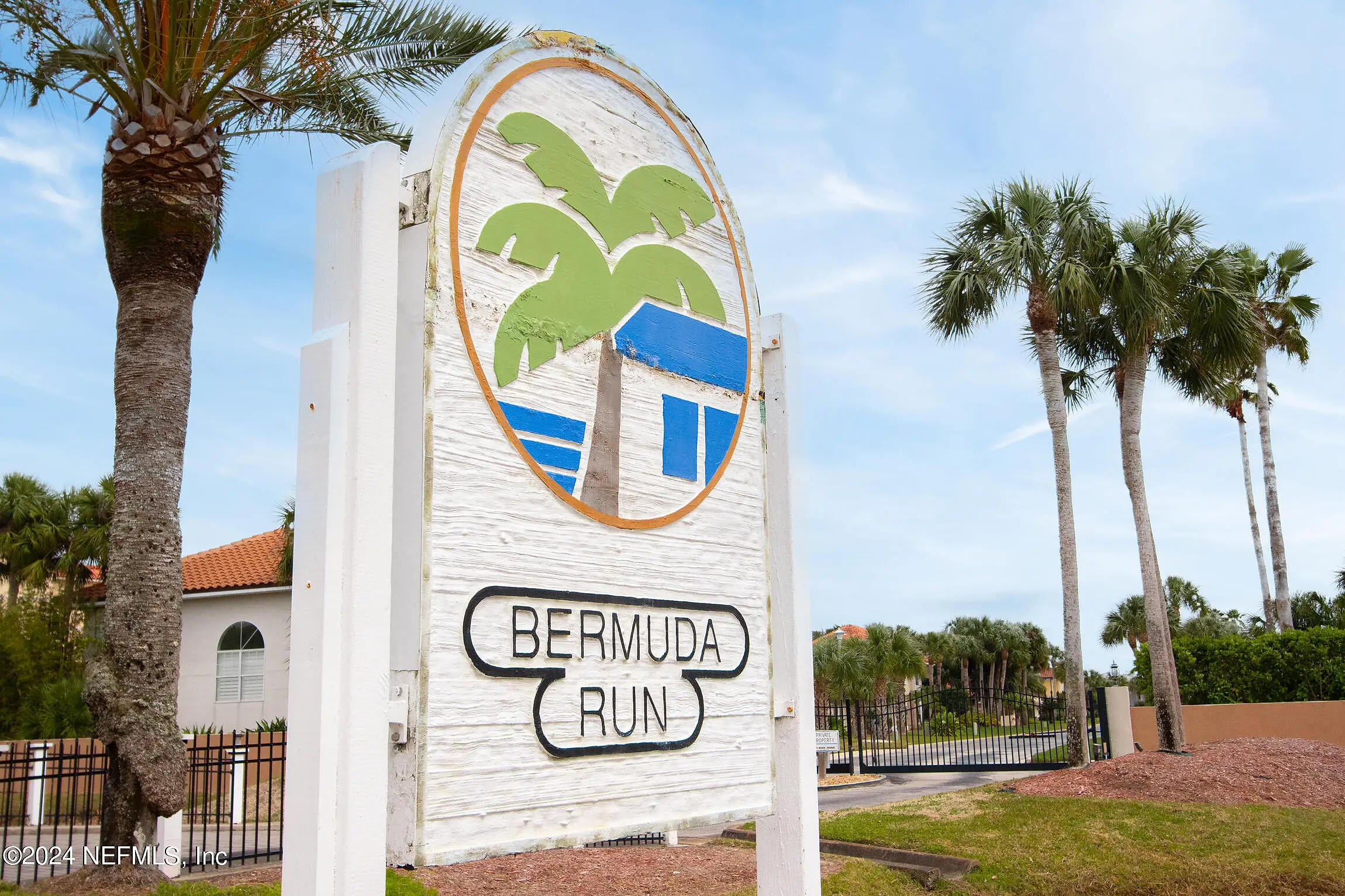 15 Bermuda Run Way