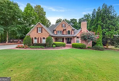 thumbnails.showcaseidx.com?url=https%3A%2F%2Fimages.expcloud Braselton Homes for Sale With a Pool