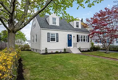5 Stoddard Road East Haven CT 06512