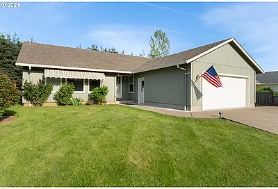 201 Bluebird St Cottage Grove OR 97424