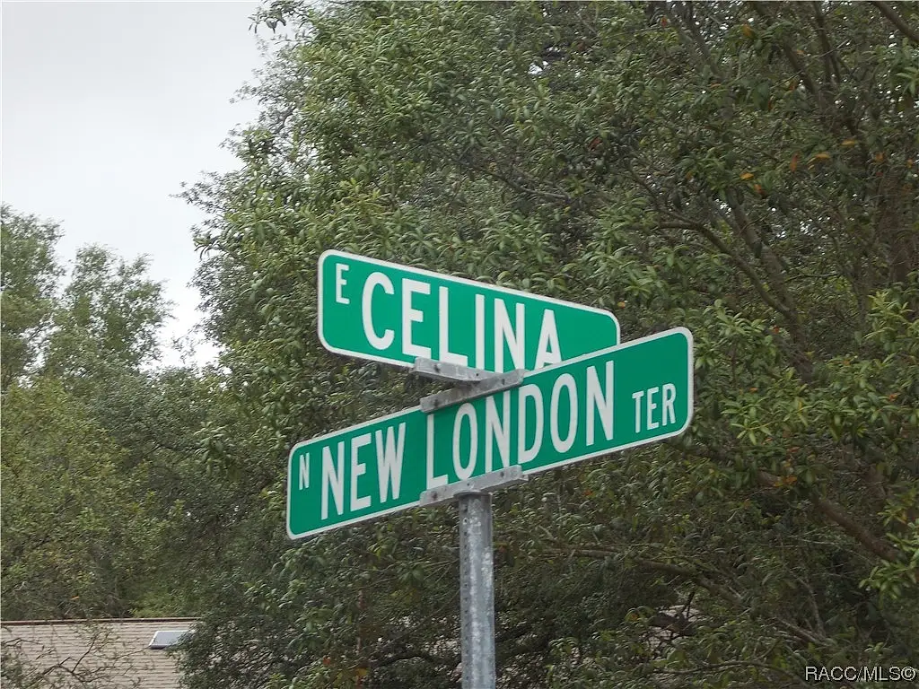 1964 E Celina Street