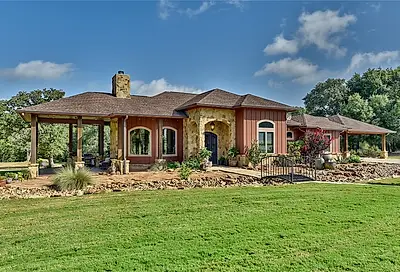 2414 County Road 107 Lincoln TX 78948