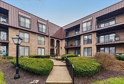 2 The Court Of Harborside Northbrook IL 60062