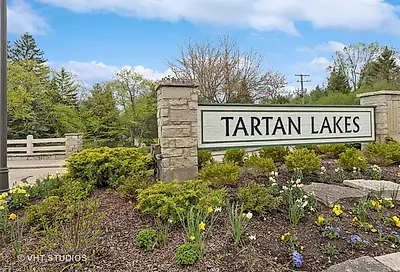 29 Tartan Lakes Way Westmont IL 60559