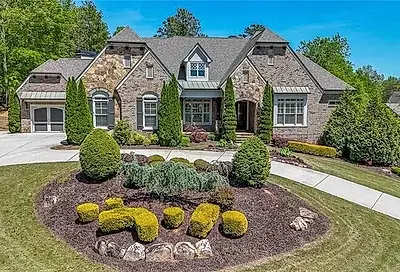 thumbnails.showcaseidx.com?url=https%3A%2F%2Fimages.expcloud Braselton Homes for Sale With a Pool