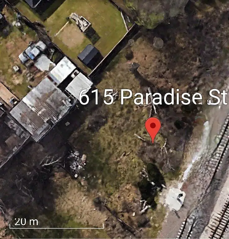 615 Paradise Street