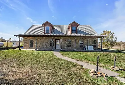 216 County Road 207 Valley View TX 76272