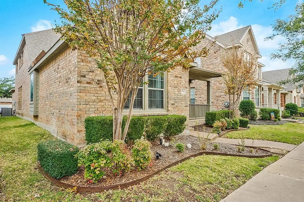 5912 Dripping Springs Court
