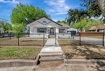 2701 Carter Avenue Fort Worth TX 76103