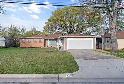 3228 Sappington Place Fort Worth TX 76116