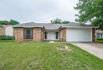 111 Westover Drive Euless TX 76039