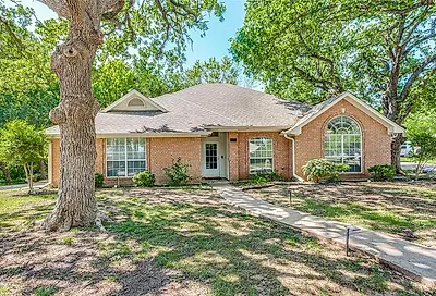 1922 Country Brook Drive Weatherford TX 76087