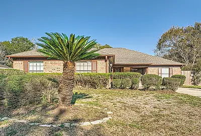 5126 Whittier Oaks Drive Friendswood TX 77546