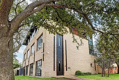 6136 Kirby Drive West University Place TX 77005