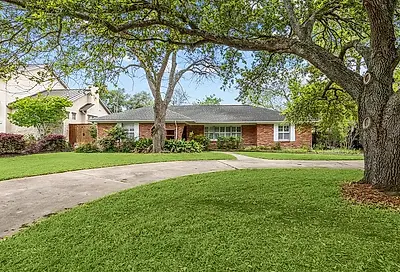 5203 Holly Street Bellaire TX 77401