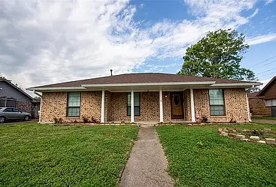 2222 W Shannon Street Deer Park TX 77536